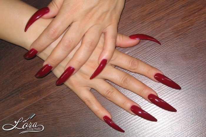 Red stiletto sharp nails ⭕ archive (28.10.2018) 