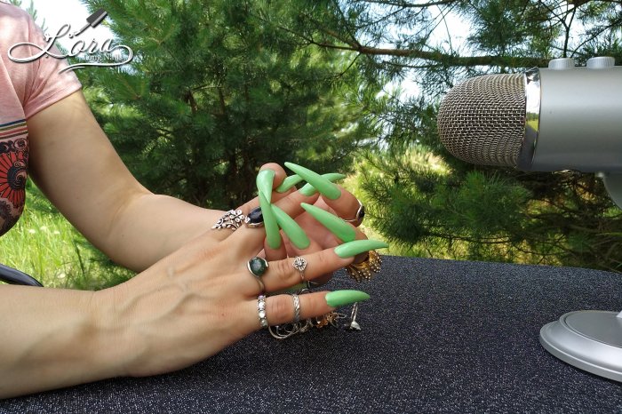 Nails, rings and asmr in the forest 🌲