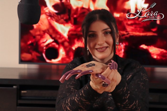 Long nails, microphone 🔥 fireplace