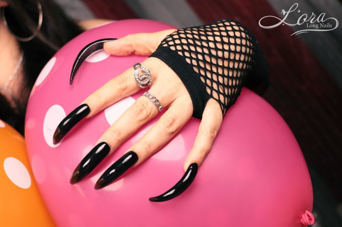 Photosession "Big Ball😳ns & Sharp Black Nails"